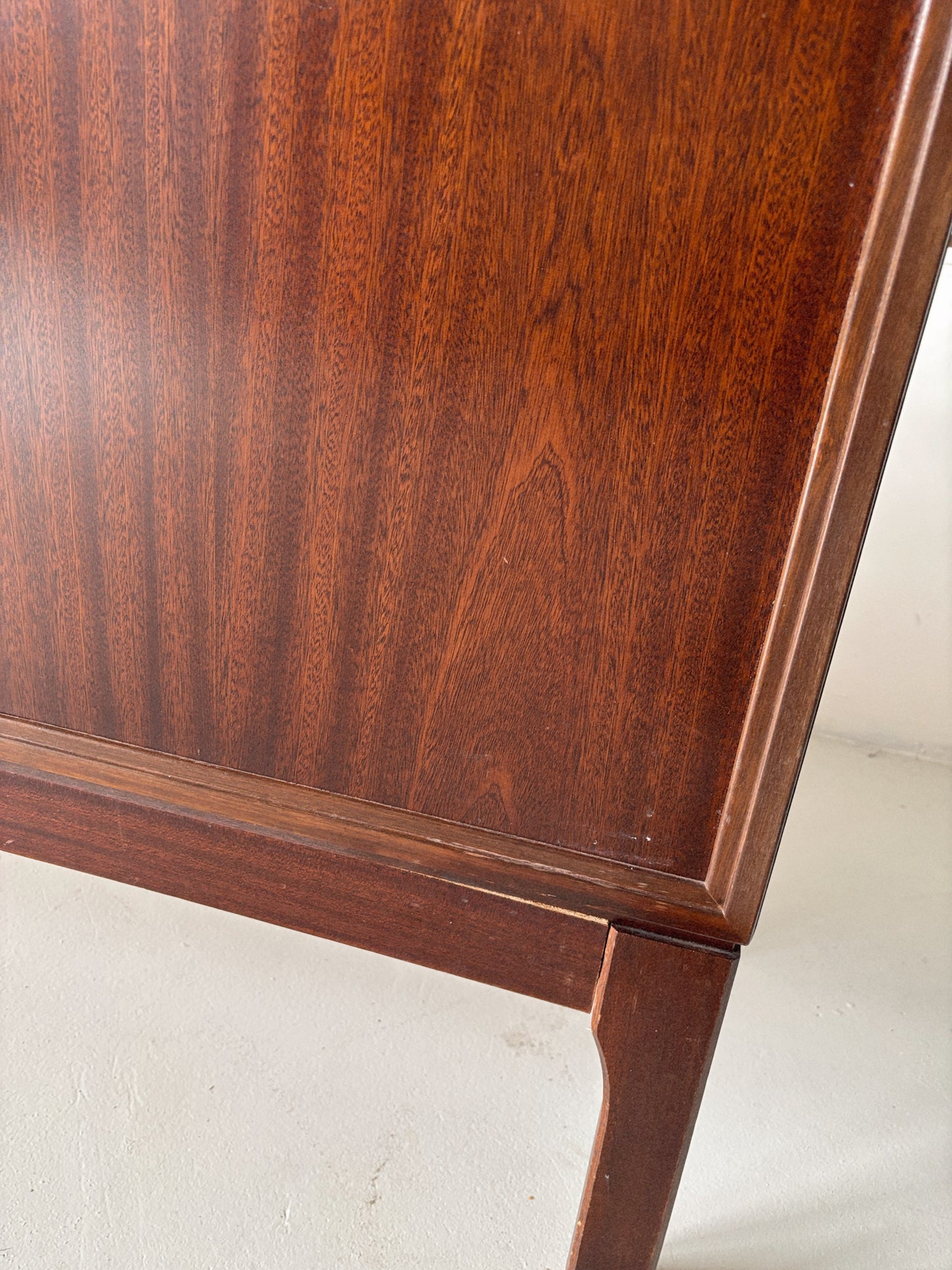 Vintage Palette Mobel Sideboard