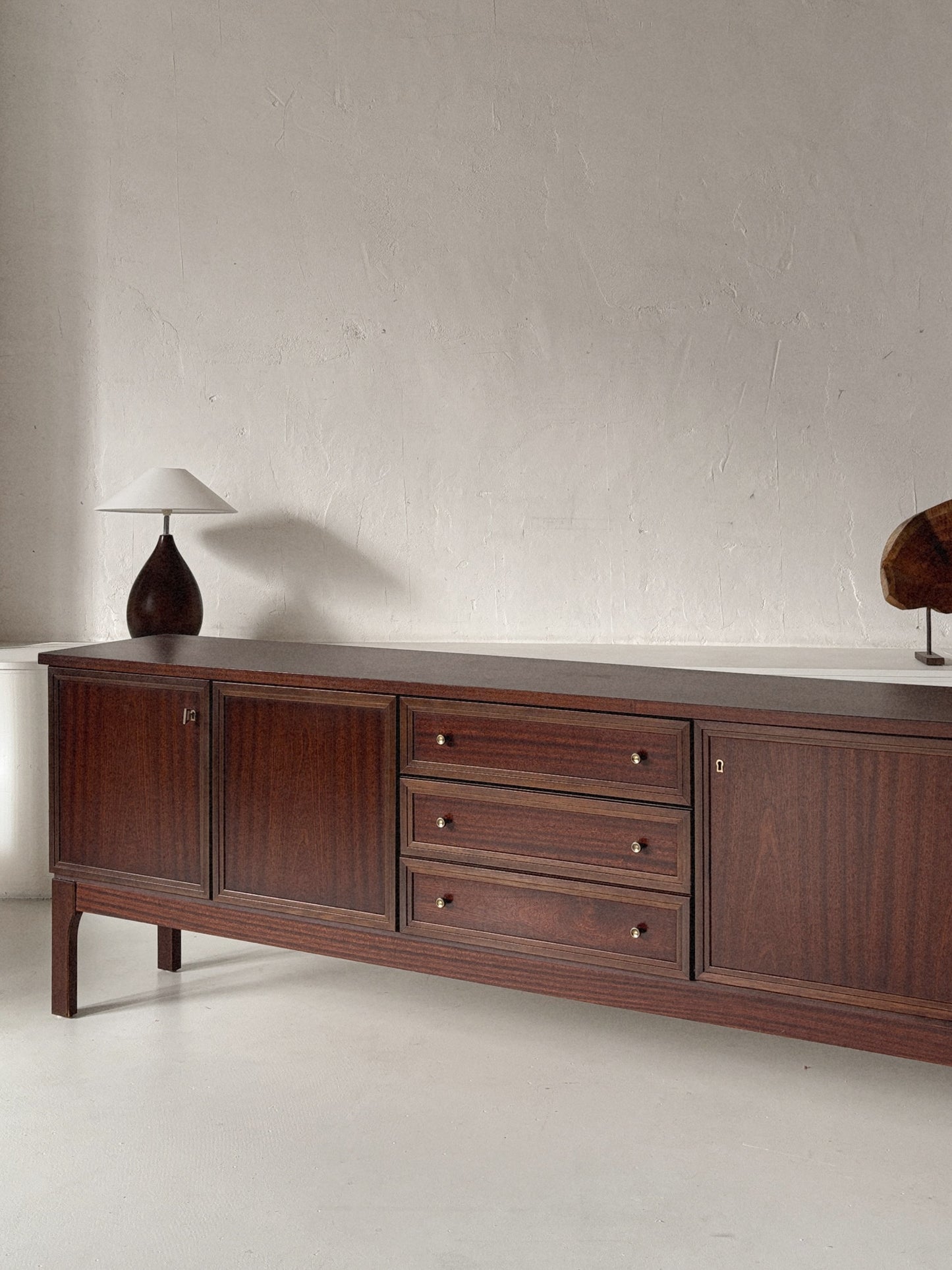 Vintage Palette Mobel Sideboard