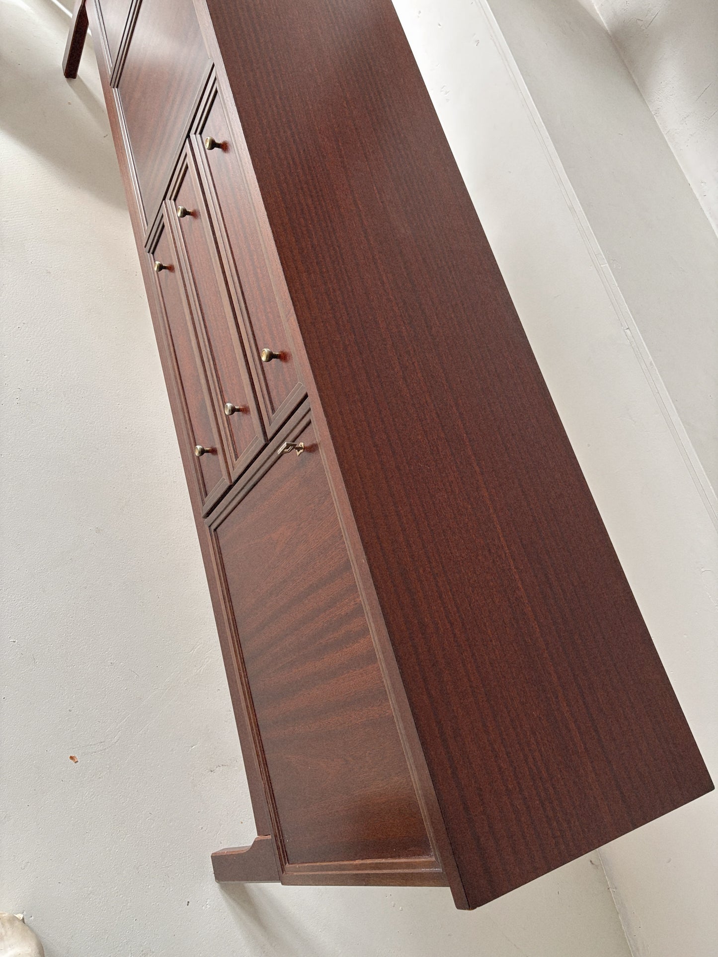 Vintage Palette Mobel Sideboard