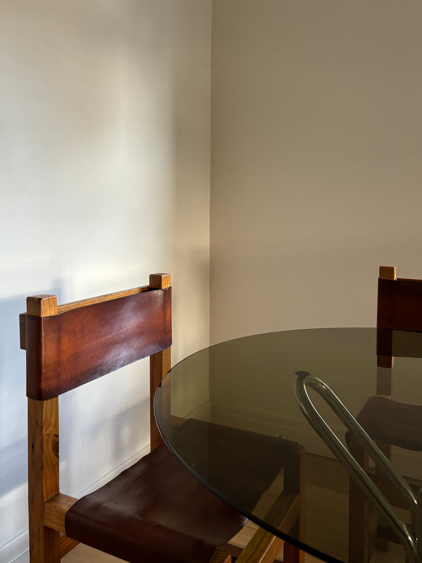 Sculptural 1970s Dining Table