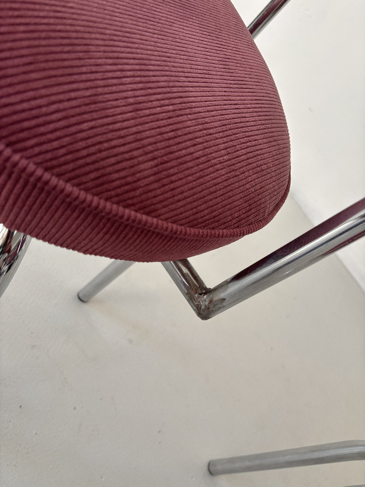 Set 4 Vintage Circular Chrome Chairs