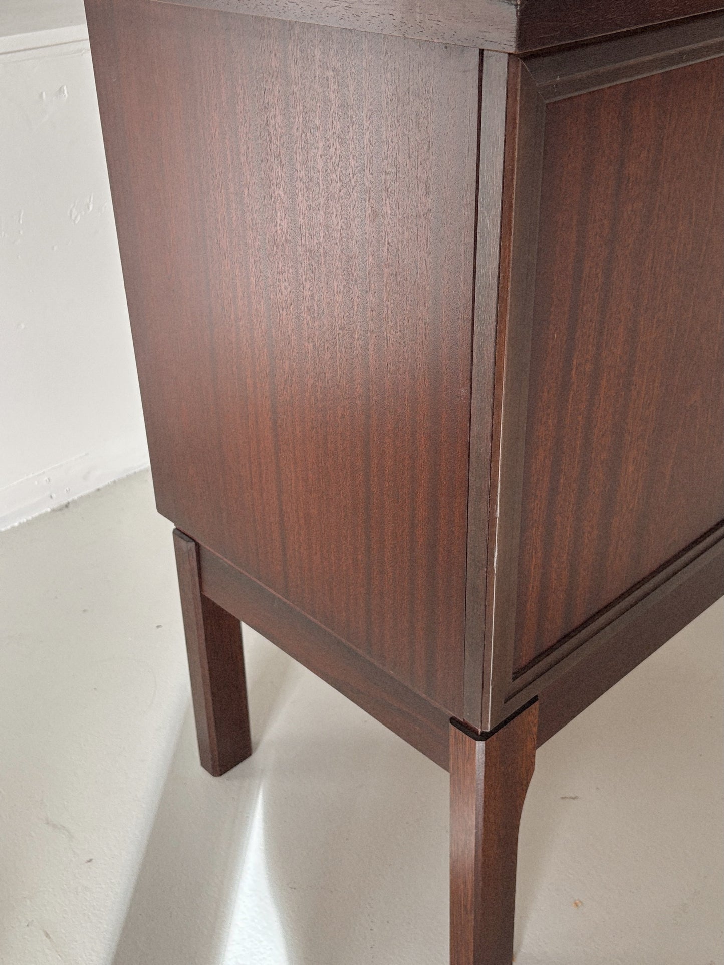 Vintage Palette Mobel Sideboard