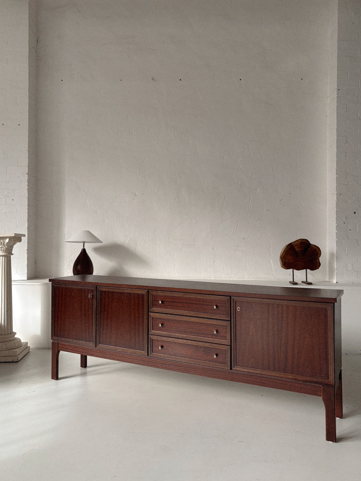 Vintage Palette Mobel Sideboard