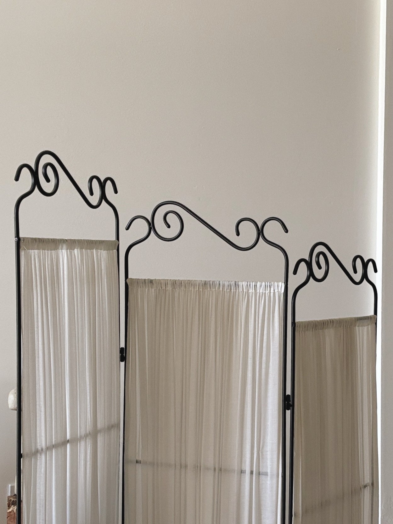 Curly Steel Room Divider
