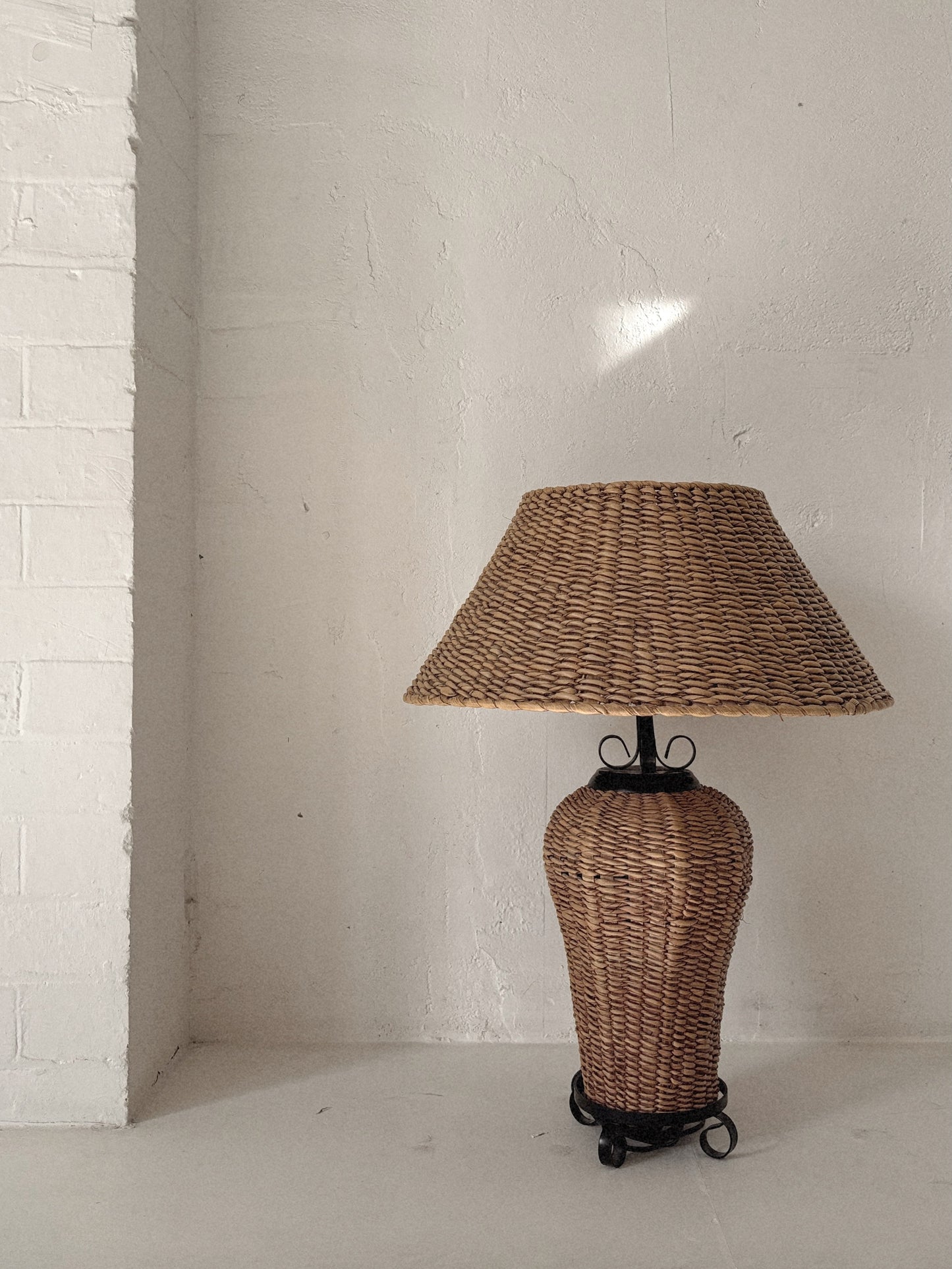 Woven Table Lamp