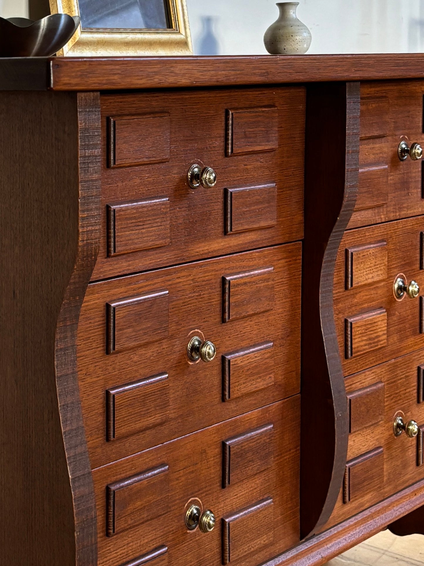 Curvy Brutalist Drawers