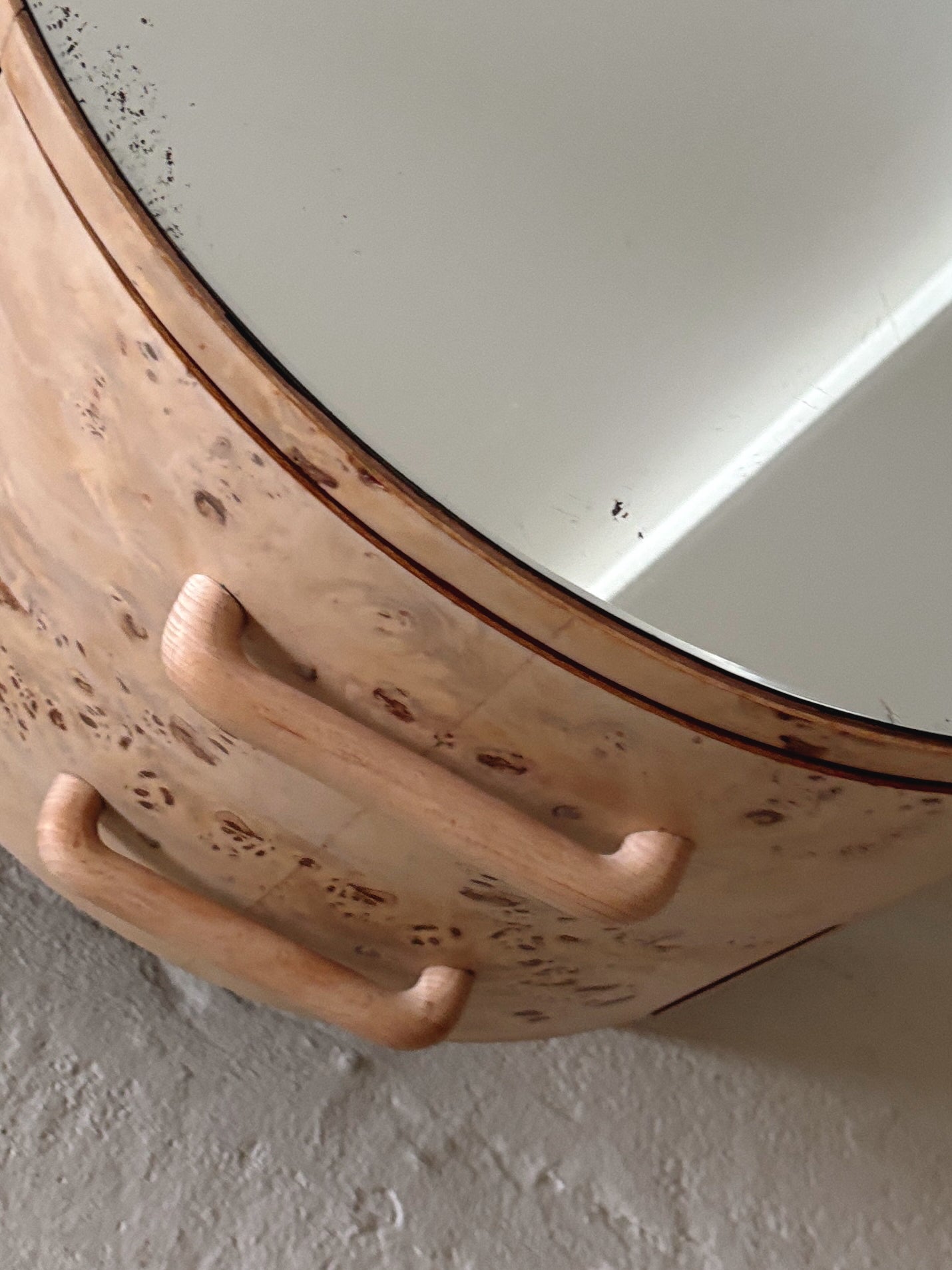 Bespoke Round Burl Bedside Tables
