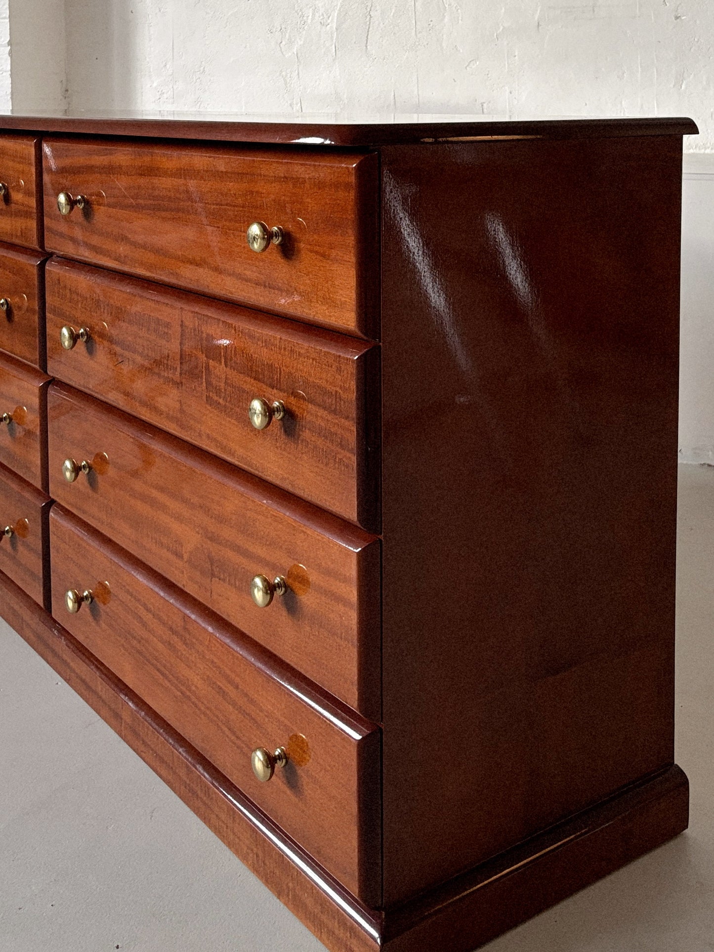 Glossy 8 Drawer Sideboard