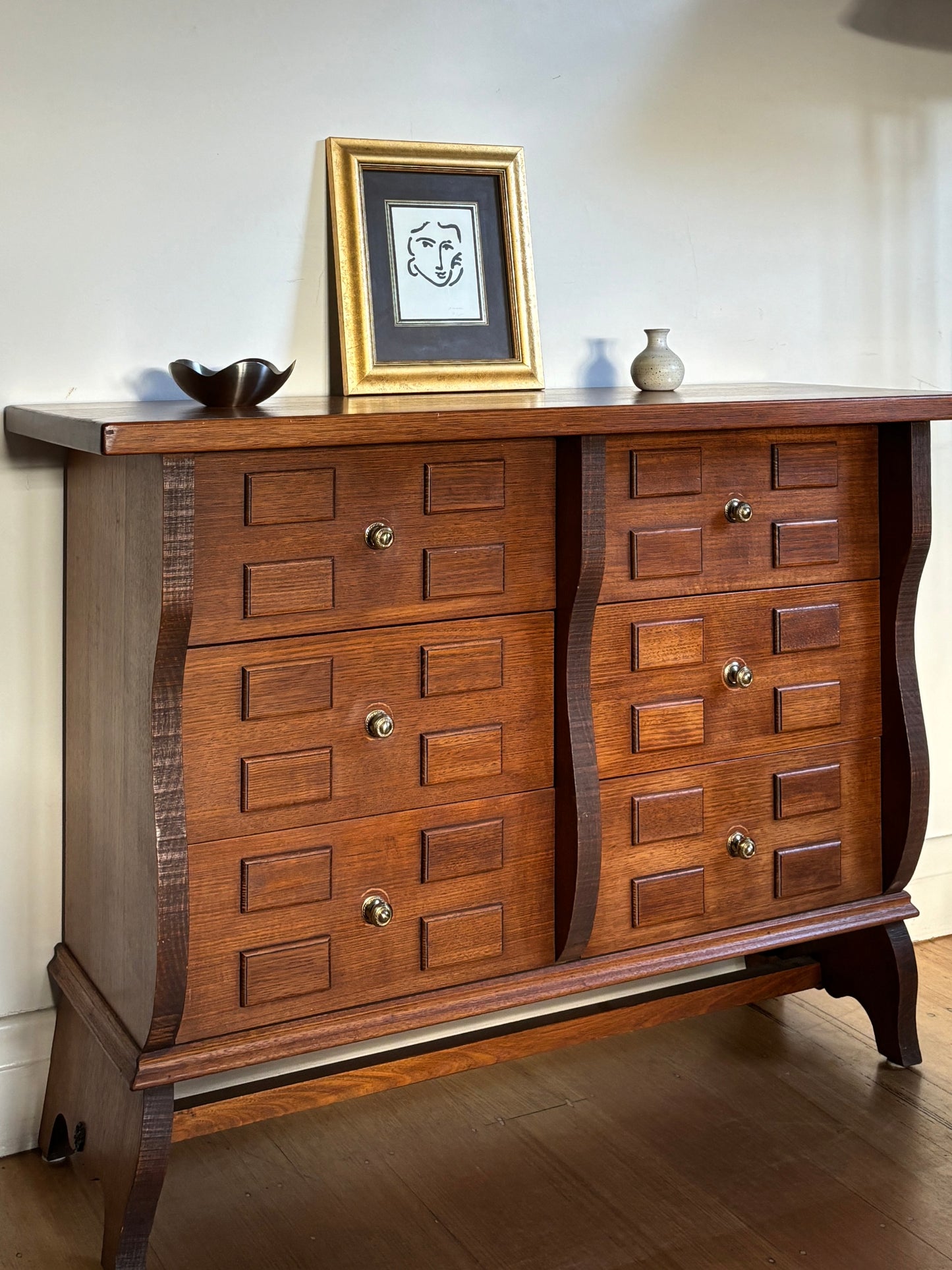 Curvy Brutalist Drawers