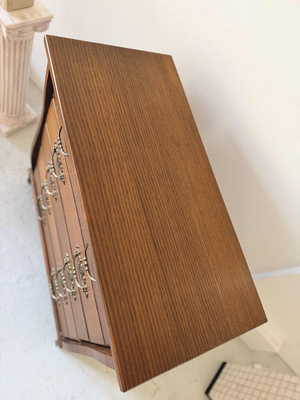 1970s Wavy Tallboy