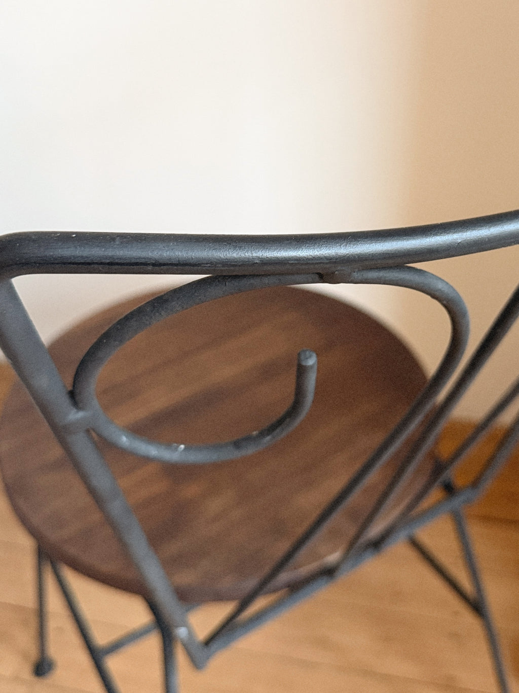 Set 4 Wrought Iron Chairs
