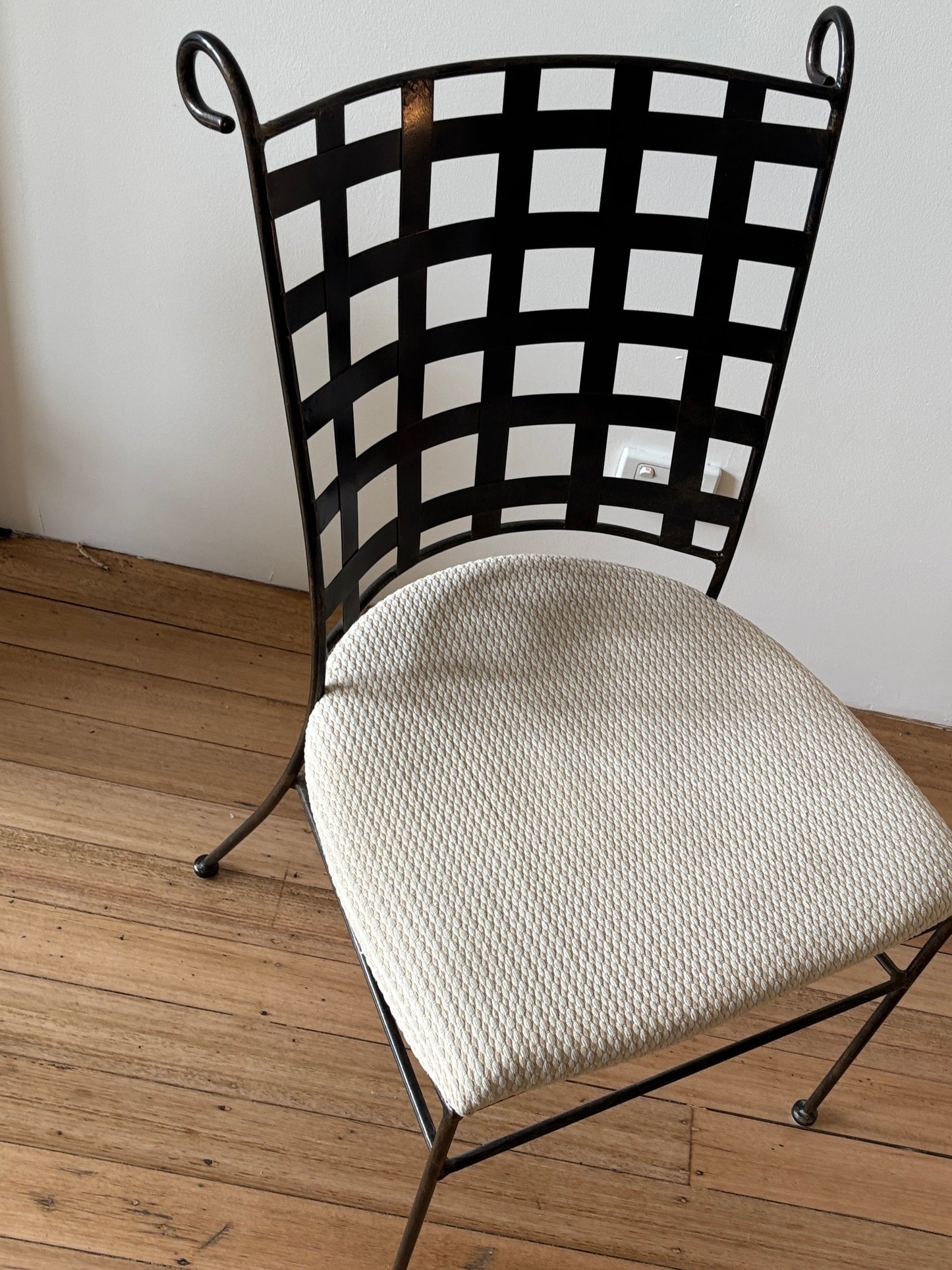 *CUSTOM* Set x 6 Curly Wrought Iron Chairs