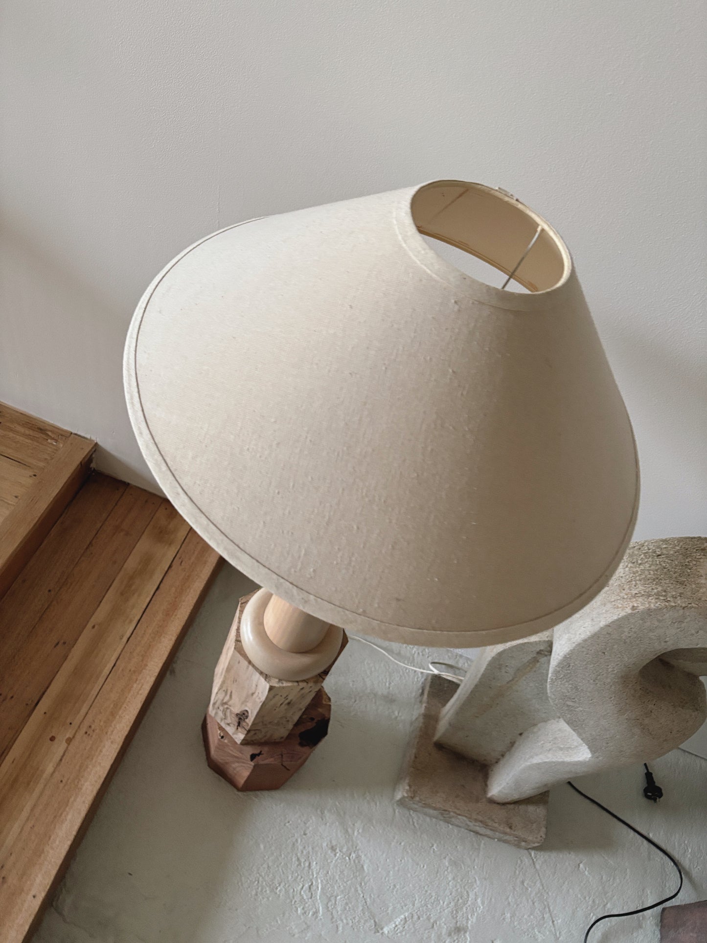 1980s Detailed Table Lamp