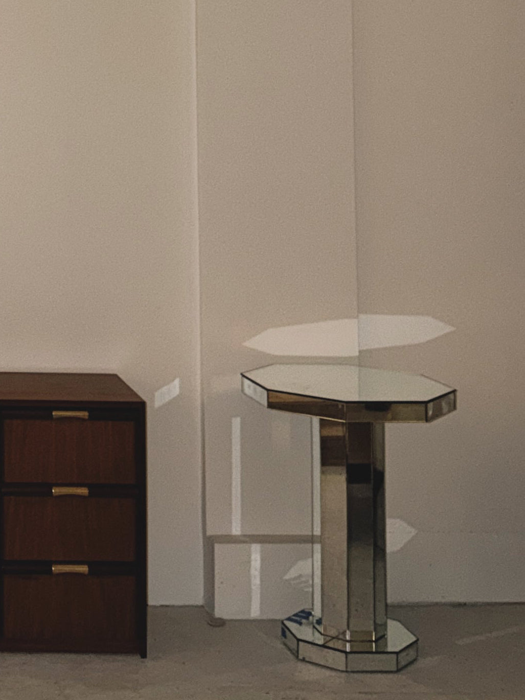 Art Deco Pedestal Table